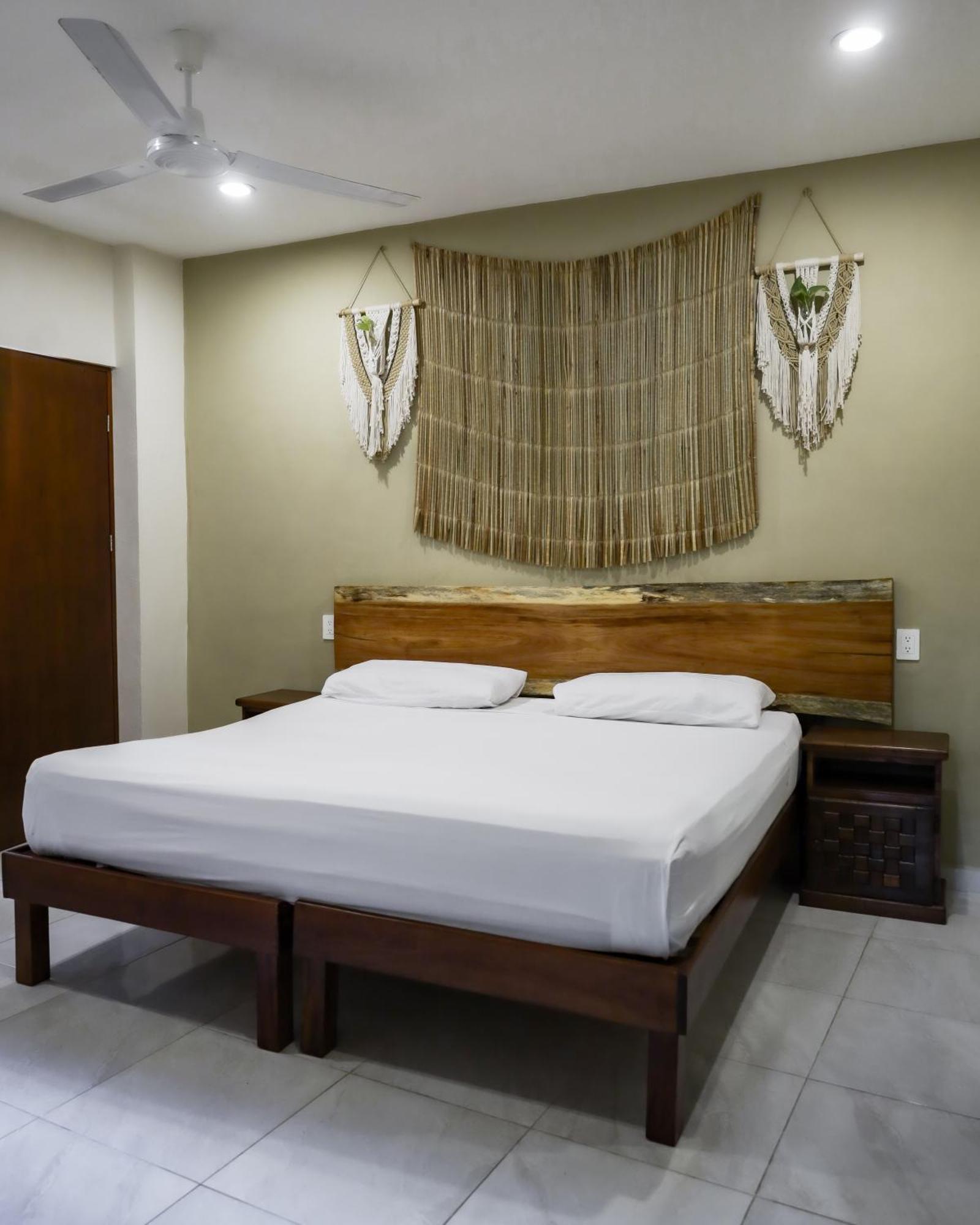 Hostal Tunich Naj & Hotel Valladolid  Eksteriør bilde