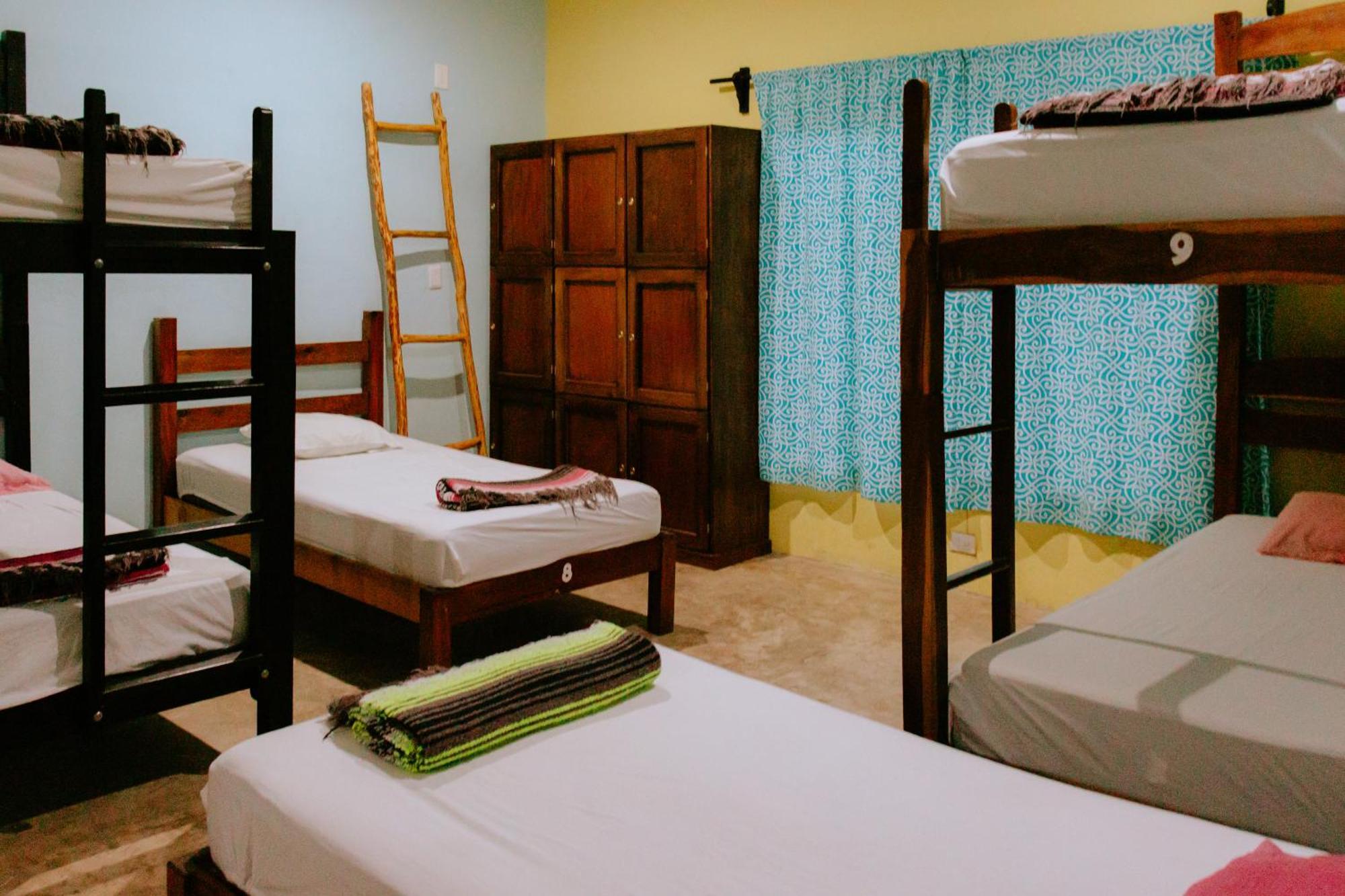 Hostal Tunich Naj & Hotel Valladolid  Eksteriør bilde