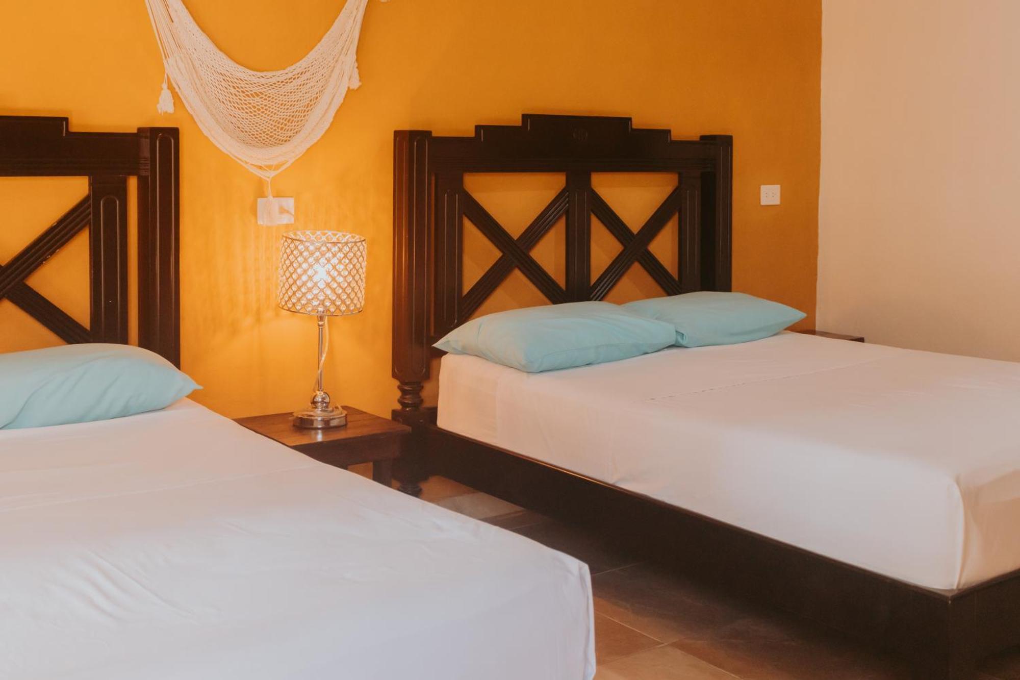 Hostal Tunich Naj & Hotel Valladolid  Eksteriør bilde