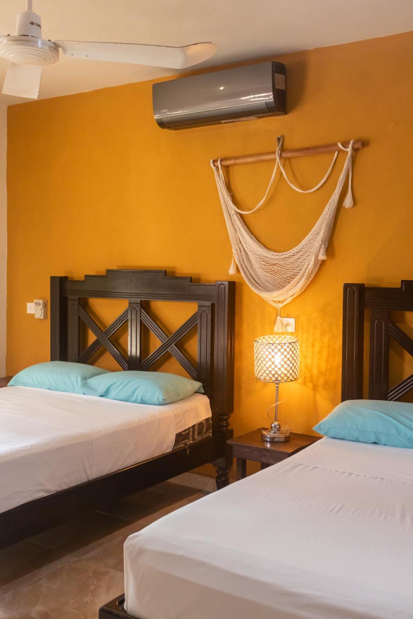 Hostal Tunich Naj & Hotel Valladolid  Eksteriør bilde